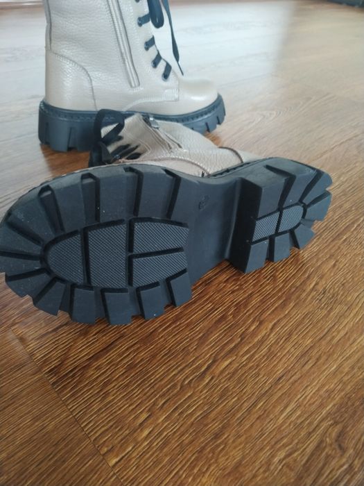 Зимние ботинки для девочки