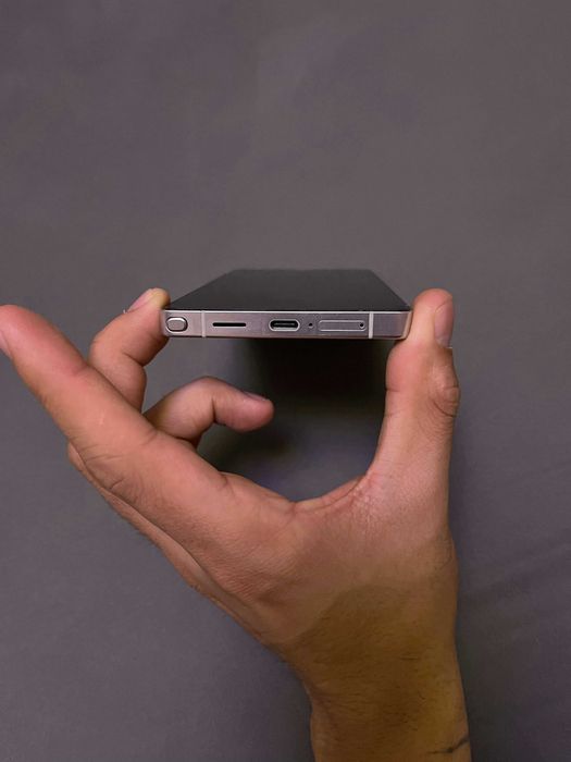 Samsung S25 ULTRA White TITANIUM 256GB - Нов Перфектен