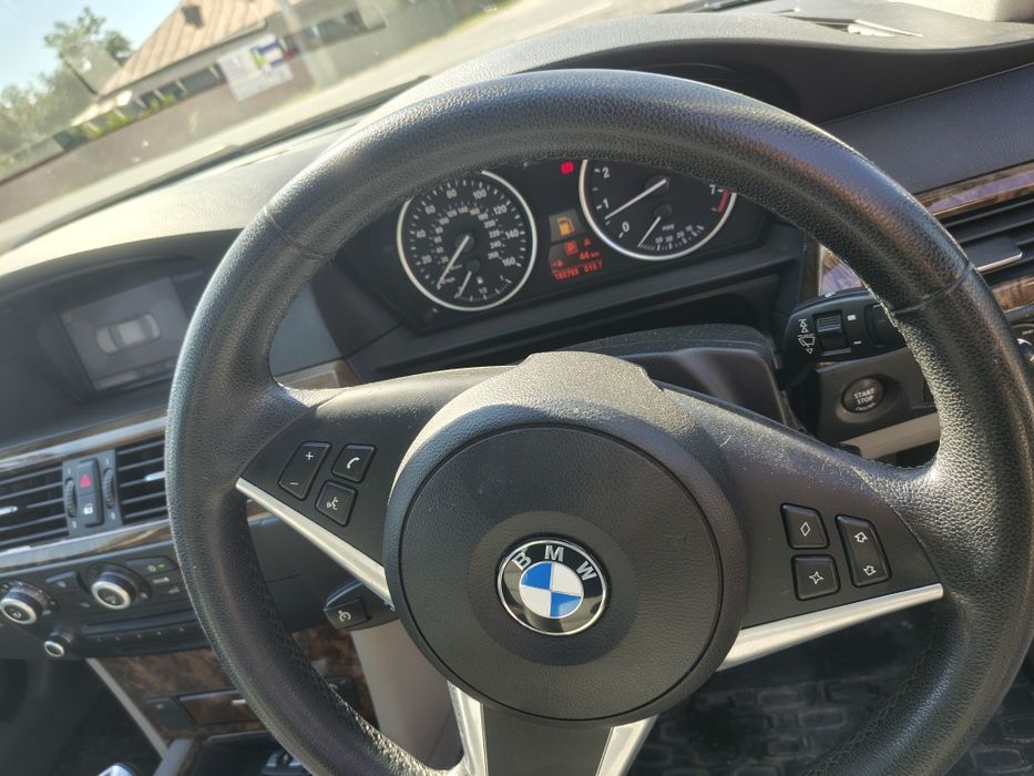 Dezmembrez BMW seria 5 e 60 3.0 i automat joystik