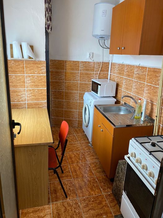 Garsoniera bumbesti jiu