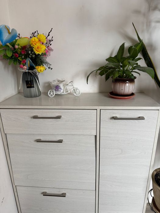 Продается обувница хорошего качества