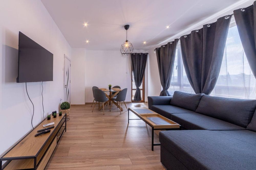 Дава се под наем Двустаен апартамент в Варна, Общината - 55 кв.м за 650 € - Снимка #1