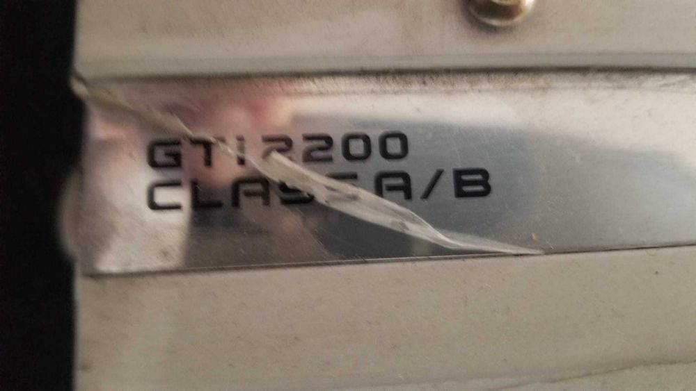 Pachet bass statie amplificator subwoofer Crunch CRB350