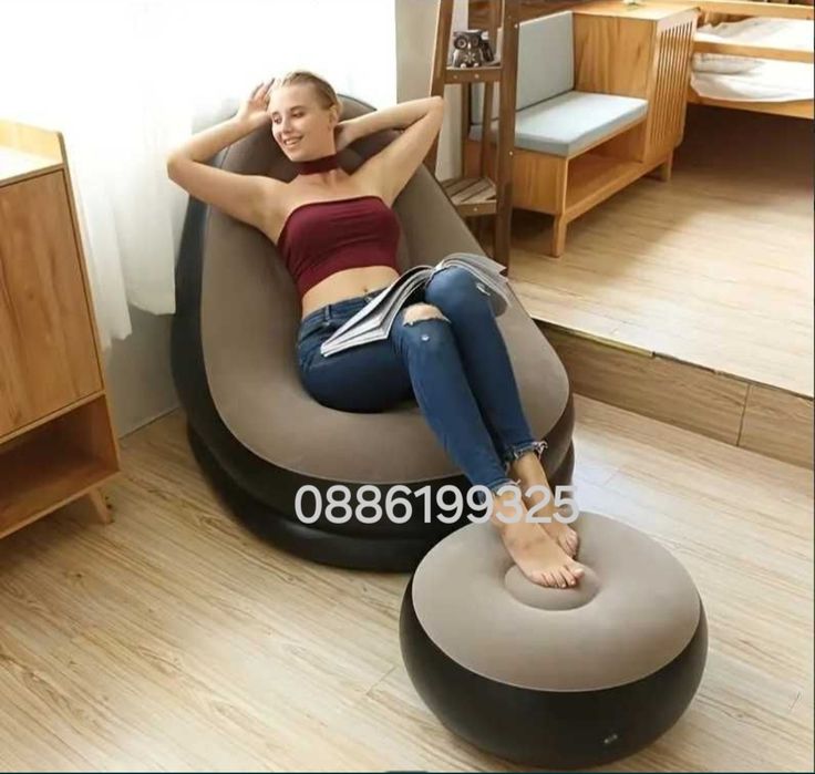 Надуваем фотьойл и табуретка за крака, Син/Бежов/Шарен