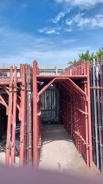 Schela popi metalici de vanzare sau închiriat asigururam  si montaj