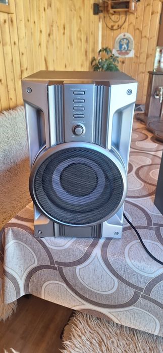 Hanseatic  свири много добре