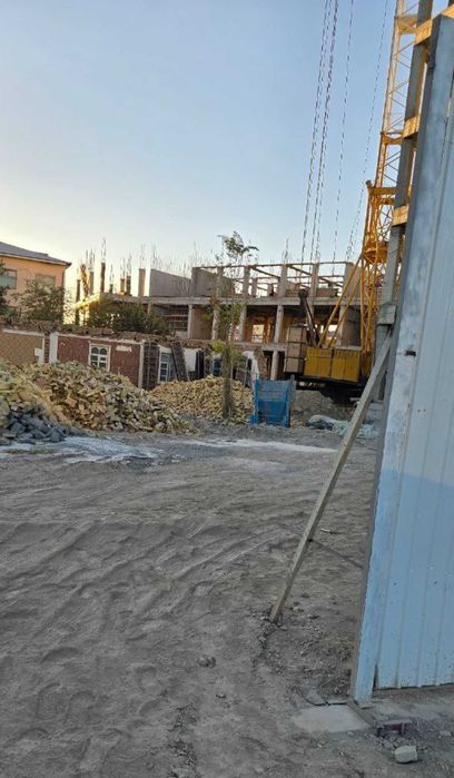 Куп каватли турар жой куриш учун ер майдони