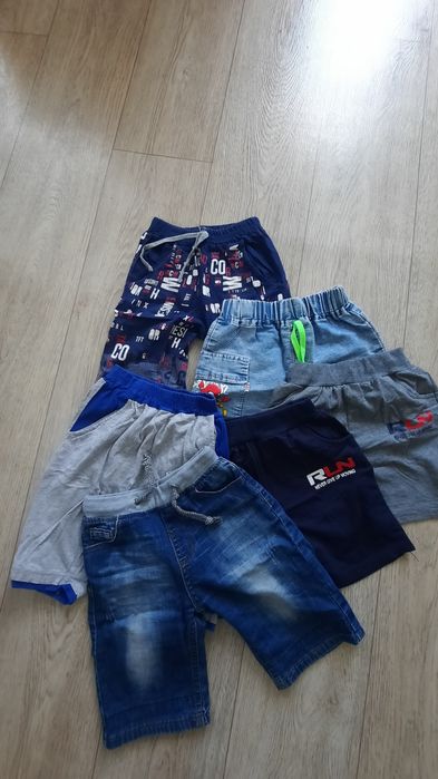 Продам детские вещи