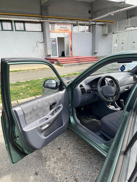 HYUNDAI Accent 2005 — imagine 10