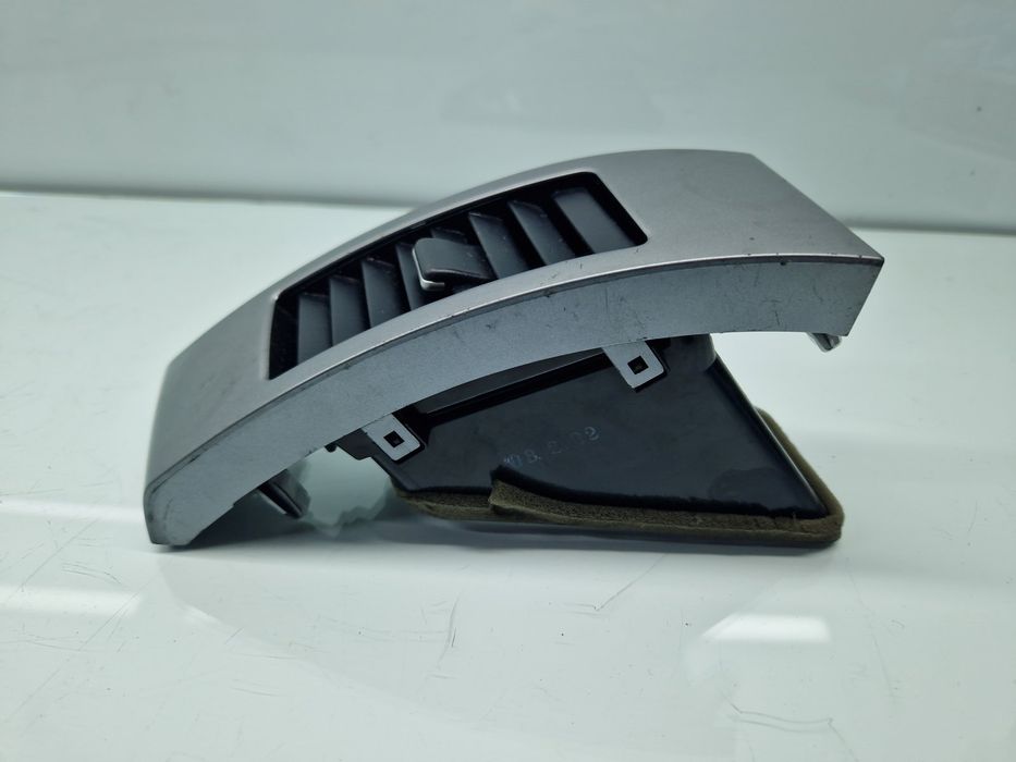 Grila aerisire centrala dreapta PEUGEOT 4007 [Fabr 2007-2012] 8030A01