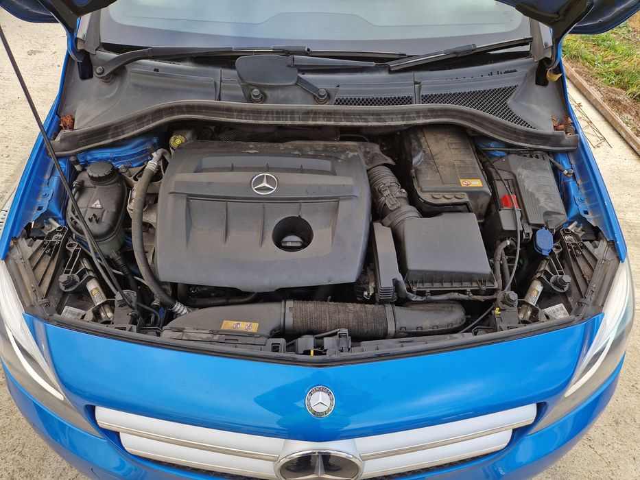 Dezmembrez piese Mercedes B class W246 2014 automat 1.5 cdi dci om 607