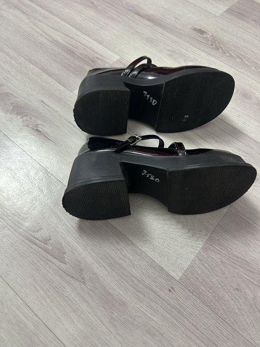 Продаю туфли 37 размера