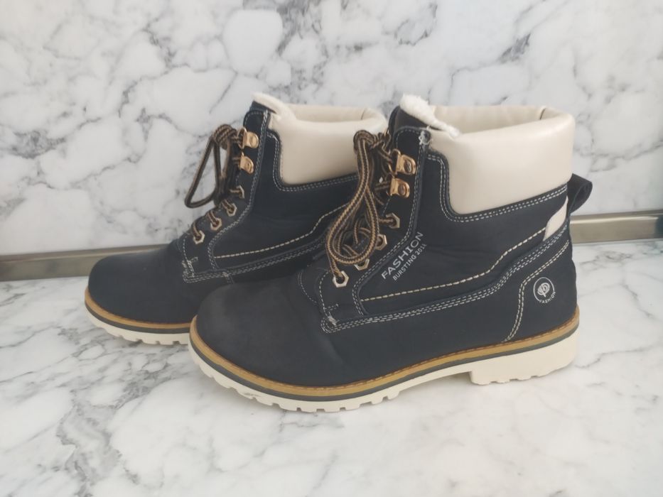 Зимни дамски боти