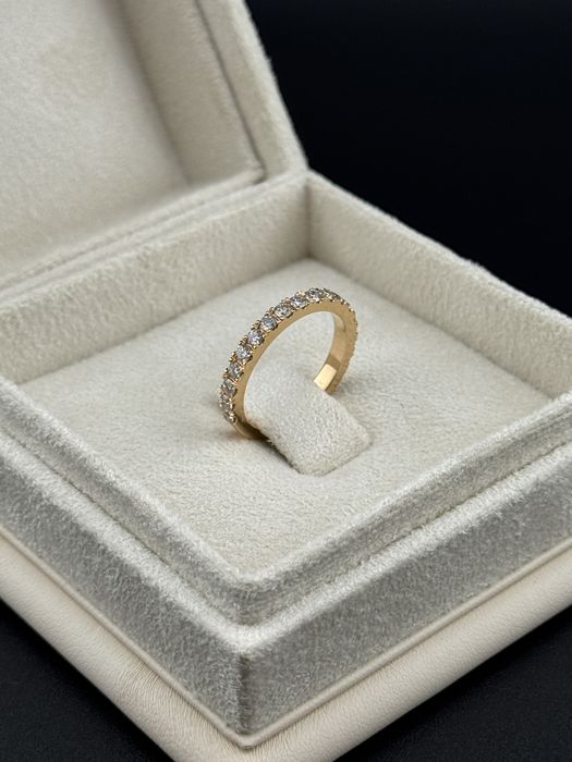 Кольцо с бриллиантами