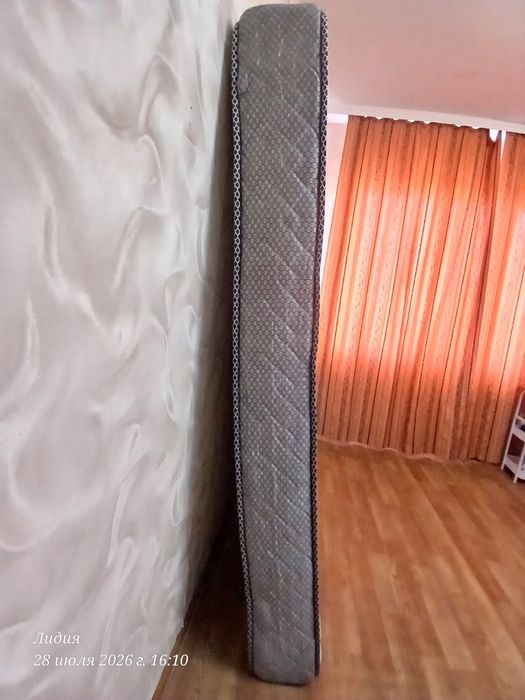 Продам матрас б/у