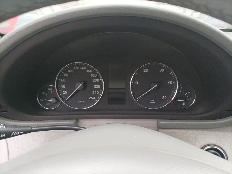 Dezmembrari Mercedes C class w203 2.2 diesel an 2005