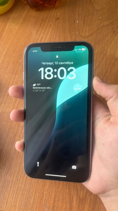 2x Iphone 11 64g