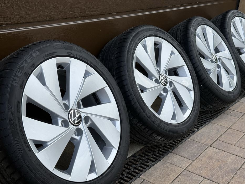 Jante Belmont R17 VW originale + anvelope vara 225/45/17 Golf 8