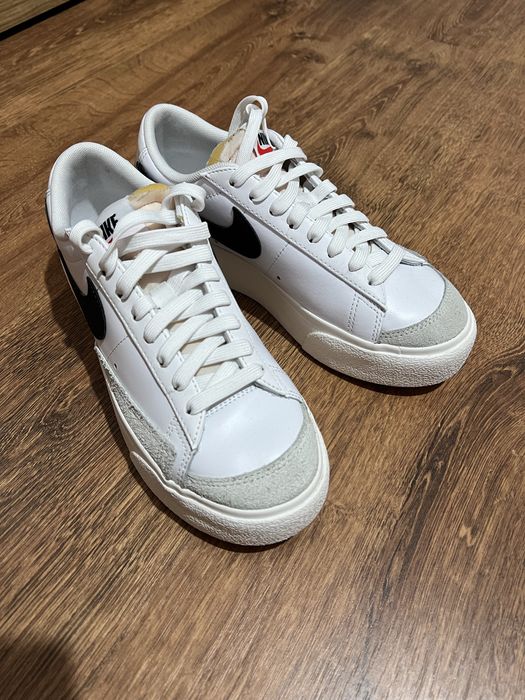 Дамски кецове NIKE