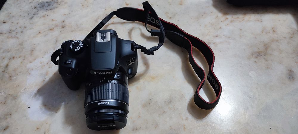 Фотоапарат Canon EOS 4000D