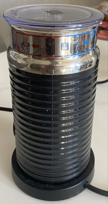 Капучинатор Nespresso Б/У