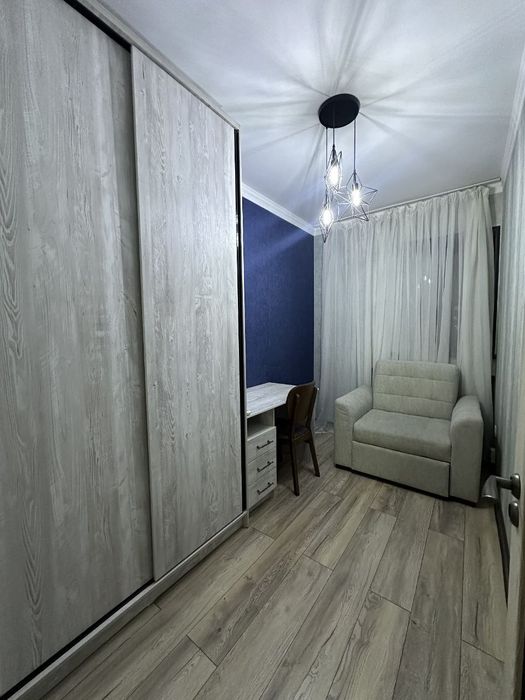 Oibek Айбек метро Афросиаб парк