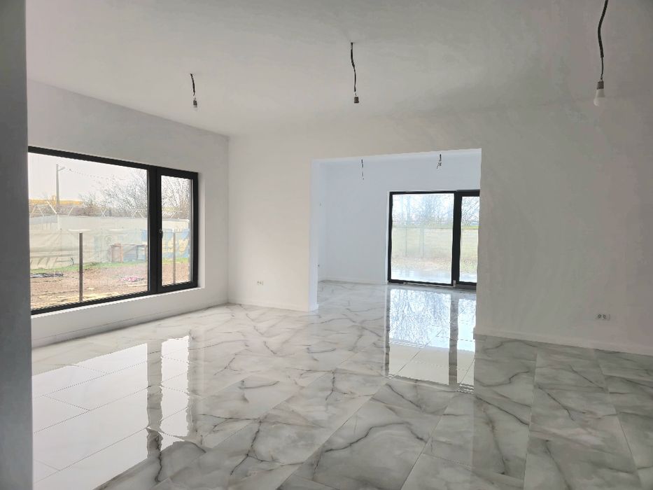 Vand casa constructie an 2024