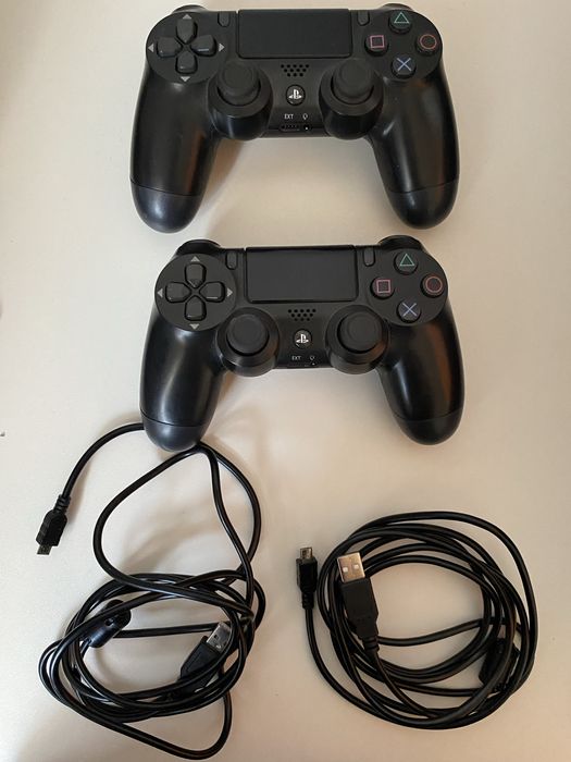 Игровые джостики PS4