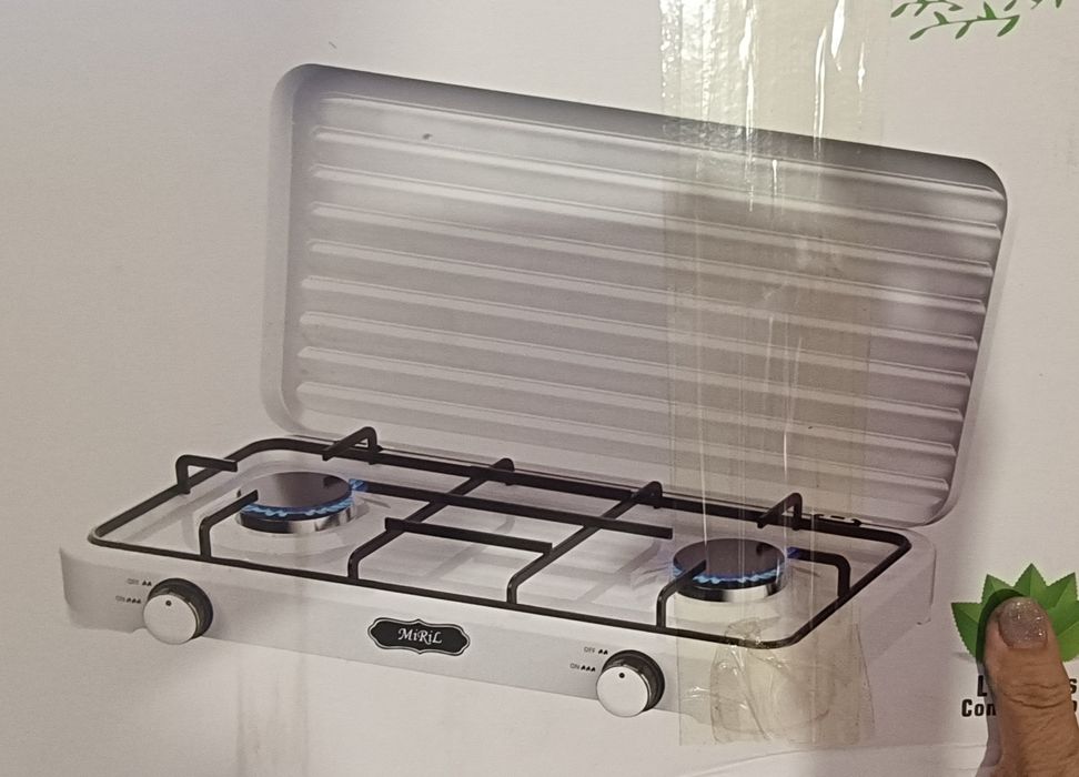 Продам газовую плиту