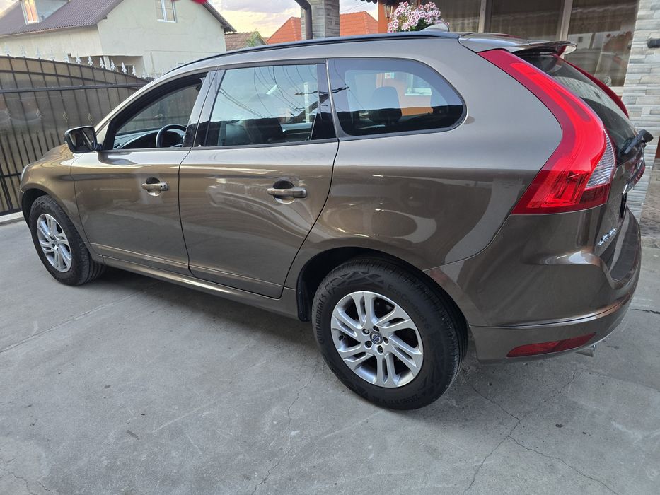VOLVO XC60 2016 — imagine 3