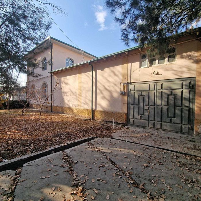 Продаётся Дом Вдоль Дороги! М Улугбек  Центр Луначарский,  Авторитет