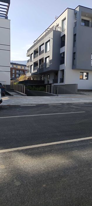 Дава се под наем Гараж / Паркомясто в София, Малинова долина - 18 кв.м за 112.2 € - Снимка #1