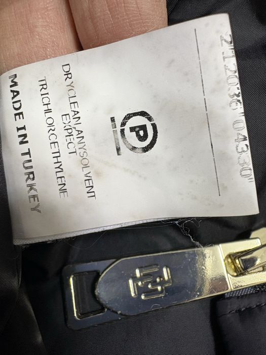 Продам куртку Ласаграда оригинал