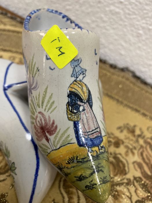 Португалски моливник от порцелан