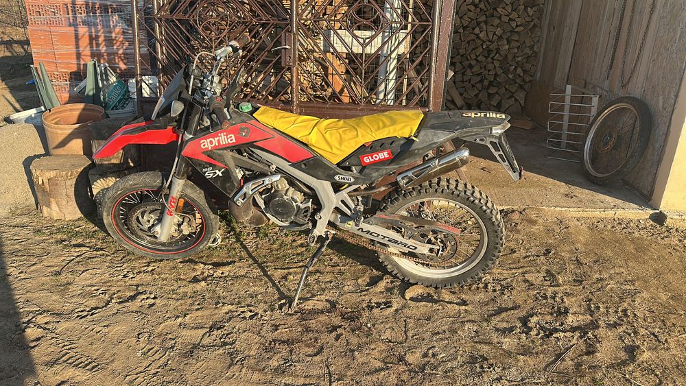 Vând cros 50cc aprilia