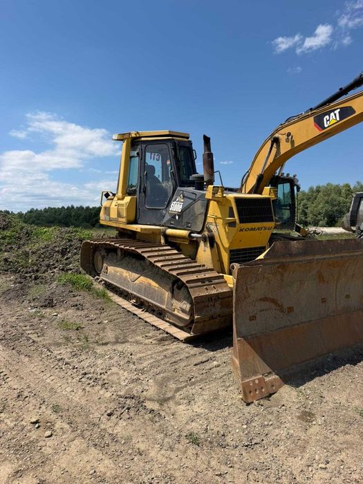 Buldozer Komatsu D61 – An 2004 – Stare foarte bună