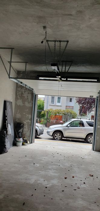 Дава се под наем Гараж / Паркомясто в Царево - 40 кв.м за 250 € - Снимка #1