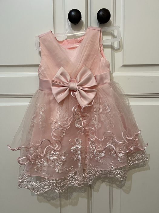 Rochita de ocazie bebelusi