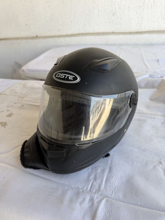 Продам Мотошлем 2 штуки