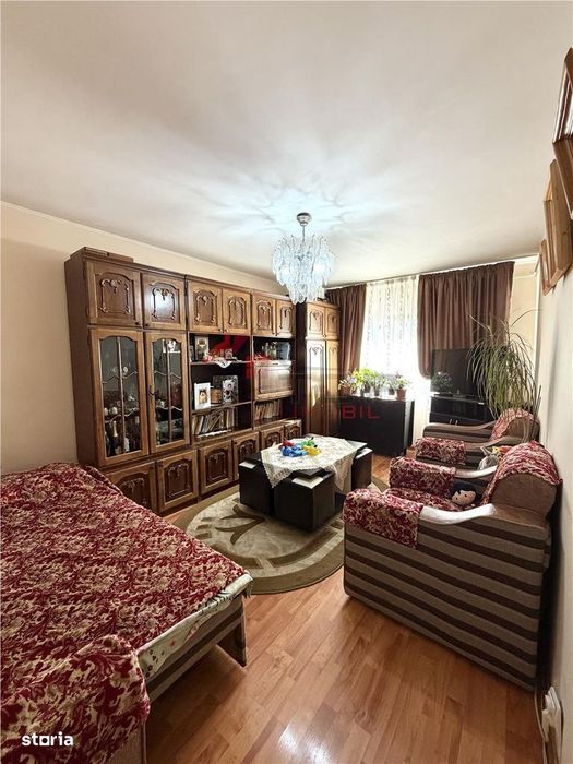 Apartament 2 camere decomandat- Nicolina 1