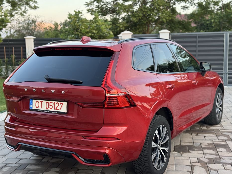 VOLVO XC60 2023 — imagine 4
