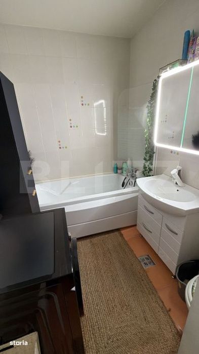 Apartament cu 3 camere, mobilat modern, parcare, zona Muzeul Apei