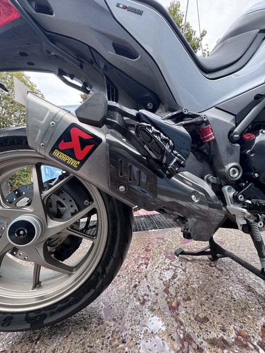 Ducati Multistrada 1260 S | Desmo efectuat | Akrapovič Titanium | Carbon