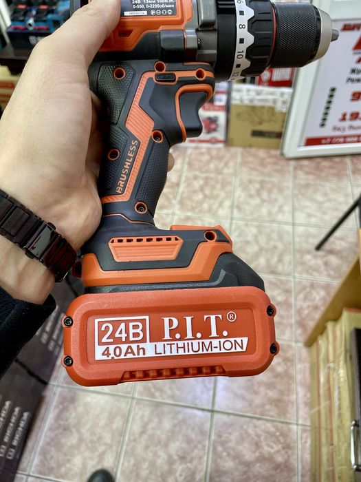 Шуруповерт ЛЕДОБУР для рыбалки