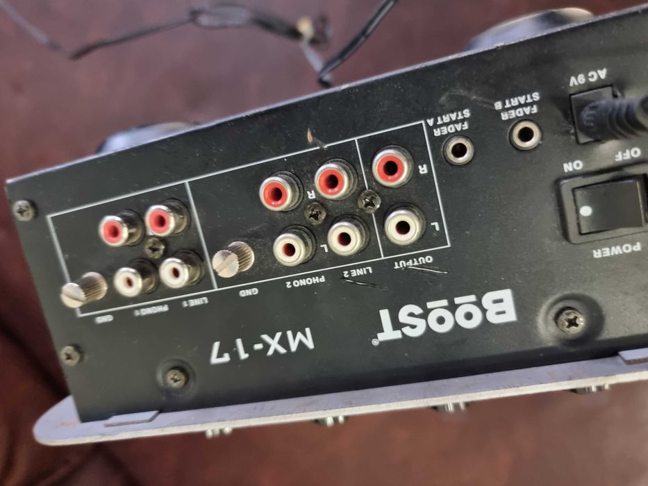 Професионален DJ миксер Boost, MX-17.