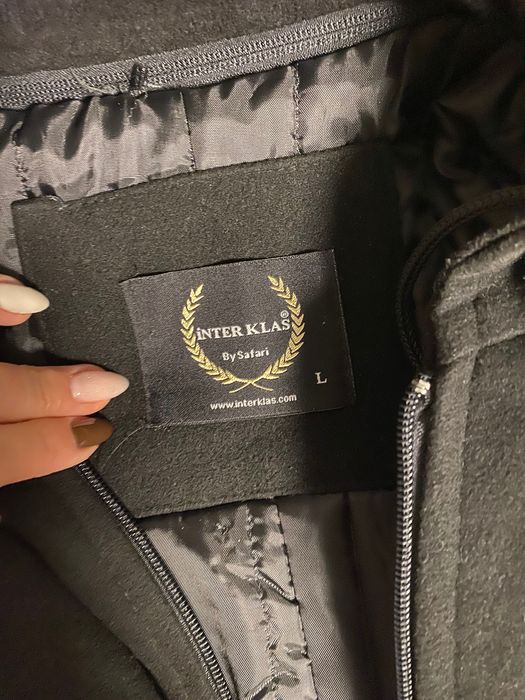 Продавам зимно палто