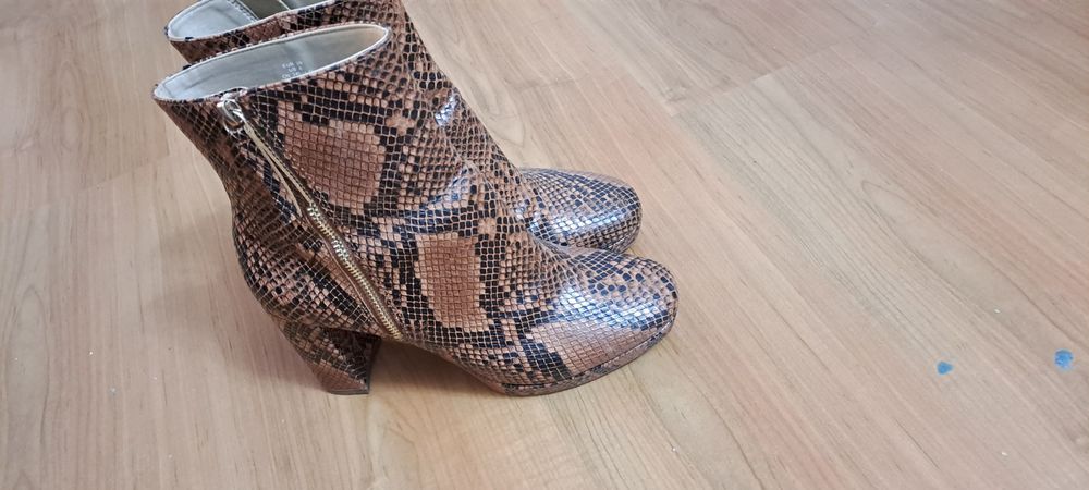 Сапоги осенние от H&M