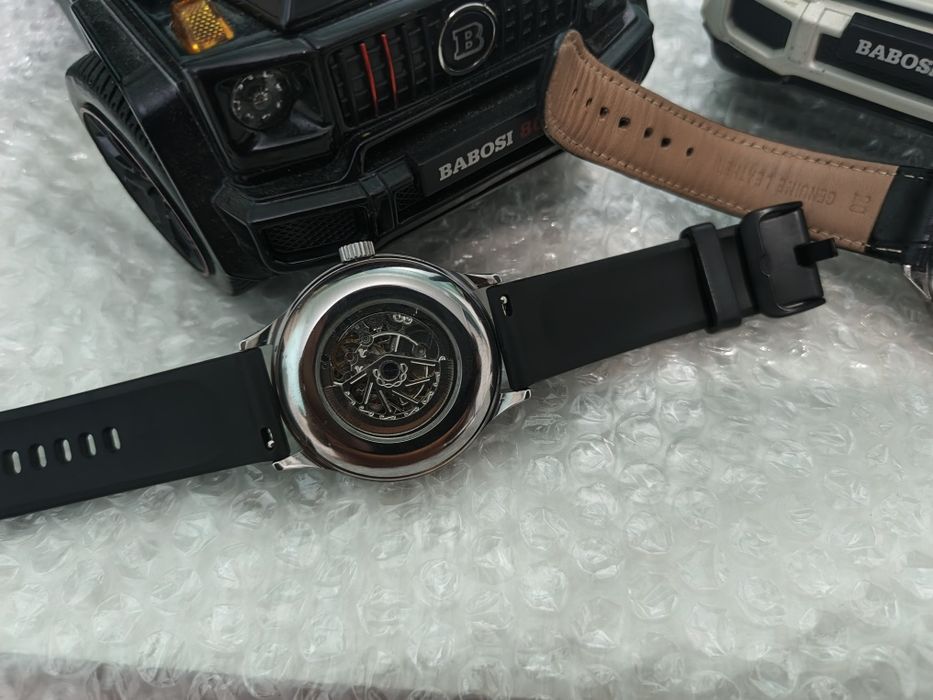 Бренд Tissot
Коллекция Материал - сталь
Застежка - складная
Батарейка