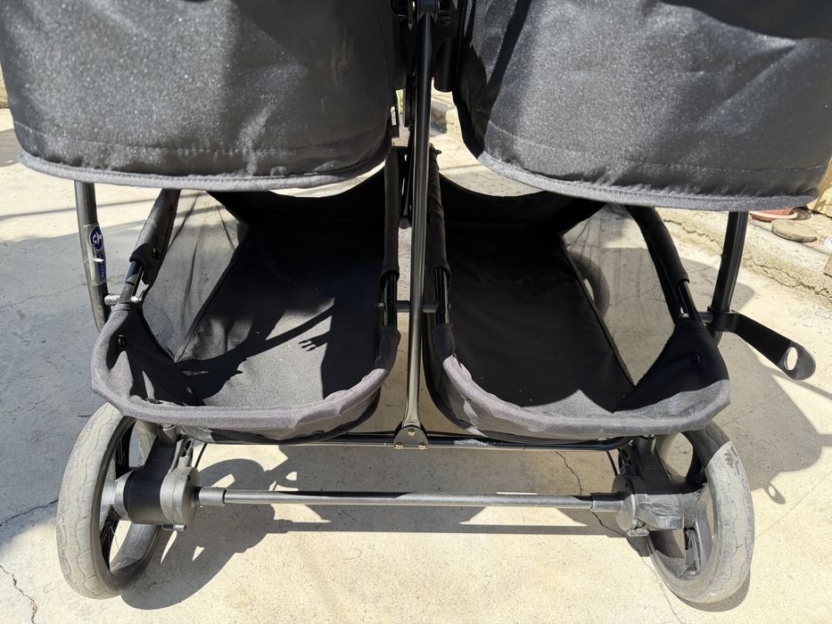 Количка за близнаци Duo smart