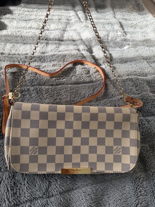 Geanta tip plic Louis Vuitton, lant si curea detasabila umăr